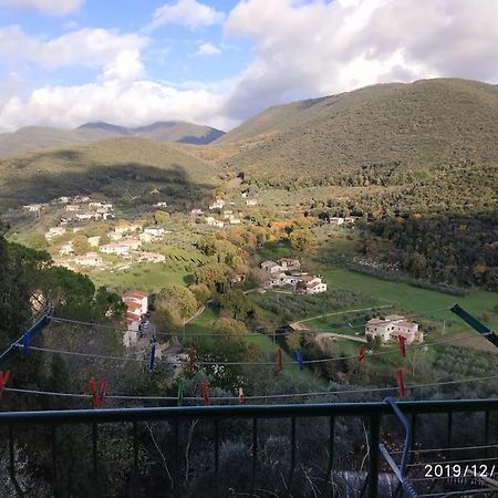 Relax Nell' Antico Borgo Villa Casperia Exterior photo